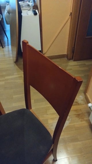 Mesa de comedor con 4 sillas