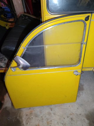 Parasol y retrovisor Citroen 2CV