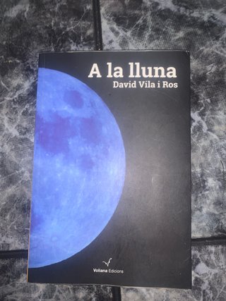 A la lluna