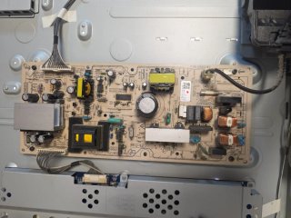 Despiece Sony KDL-32BX400