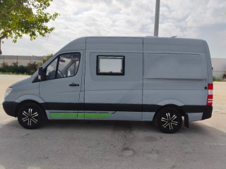 Mercedes-Benz Sprinter 2012