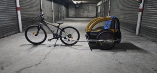 Remolque infantil Oskar para bicicleta