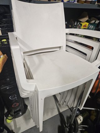 Sillas de Patio Blancas de Plástico Apilables