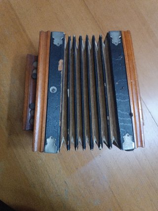 Acordeon antiguo