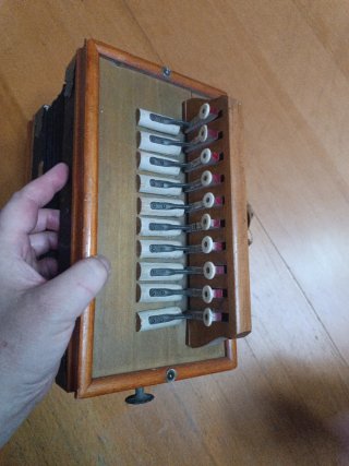 Acordeon antiguo