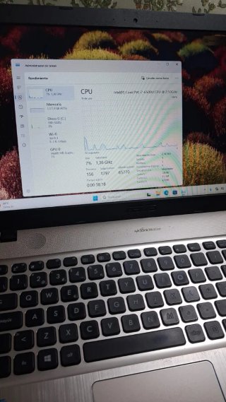 Portátil Asus i7 SSD Dorado