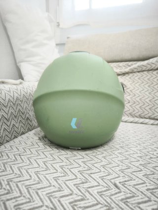 Casco moto verde con visera