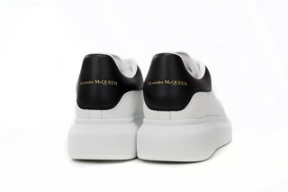 Alexander McQueen Sneakers Bianche Nere