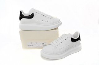 Alexander McQueen Sneakers Bianche Nere