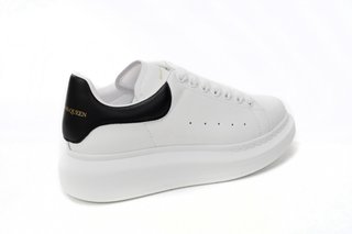 Alexander McQueen Sneakers Bianche Nere