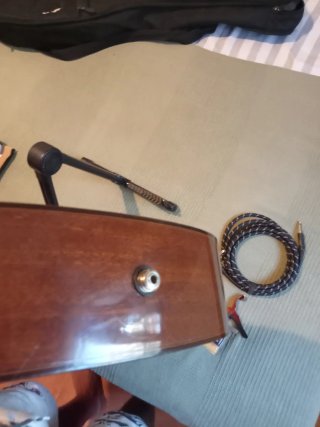 Guitarra Clásica con Accesorios