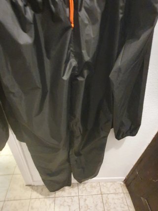 Conjunto Impermeable Decathlon Negro