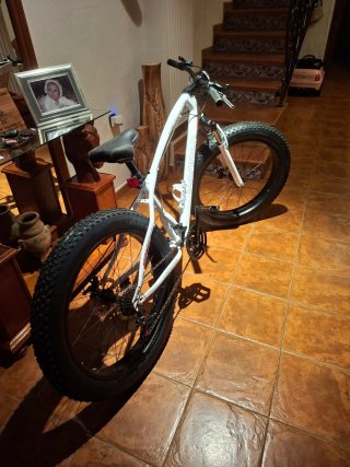 Bicicleta Fat Bike Blanca