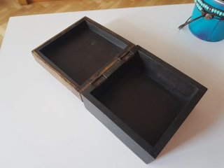 Caja decorativa madera y metal