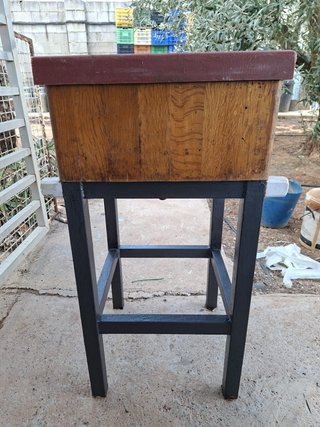 Tavolo da taglio in legno