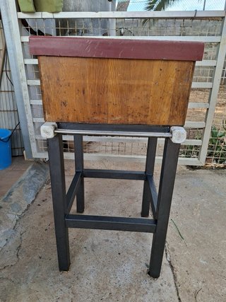 Tavolo da taglio in legno