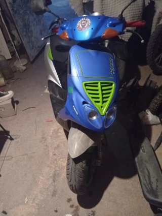 Scooter Plata y Verde