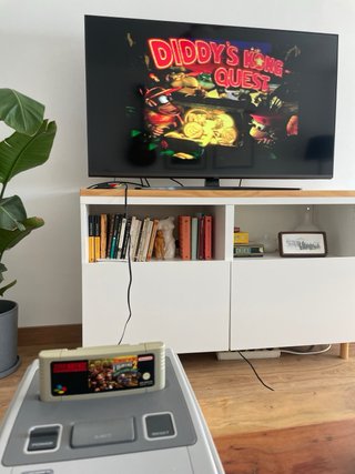 Donkey Kong Country 2 Super Nintendo