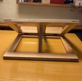 Atril de madera plegable