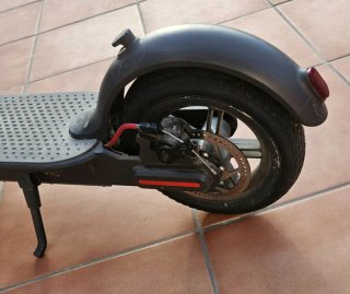 Xiaomi M365 Patinete Eléctrico + Cargador