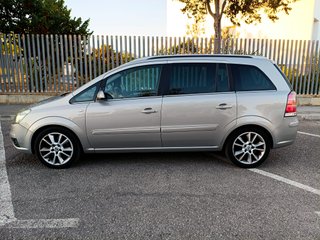 Opel Zafira B 2006