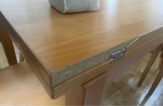 Mesa de madera y 3 sillas