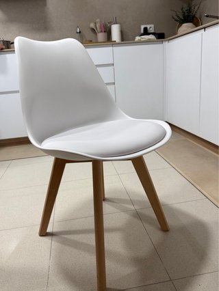 4 Sillas Nórdicas Blancas Madera