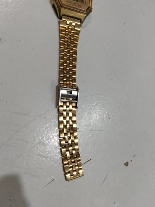 Casio Vintage LA680WEGA-9 Reloj Dorado
