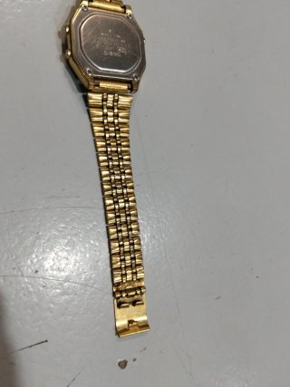 Casio Vintage LA680WEGA-9 Reloj Dorado
