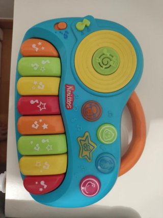 Piano musical Nenittos para bebés