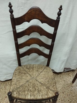 Sillas de madera antiguas