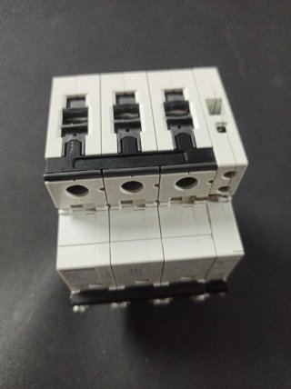 Siemens Interruptor Magnetotérmico 25A C2S