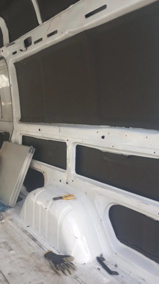 Mercedes-Benz Sprinter 2005