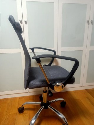 Silla ergonómica de estudio gris
