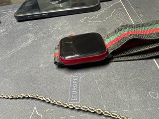 Apple Watch Series 7 (PRODUCT)RED de 45mm.