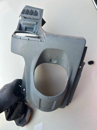 Embellecedor Ford Transit 2013 Lado Conductor
