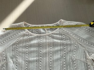 Blusa encaje calado transparente