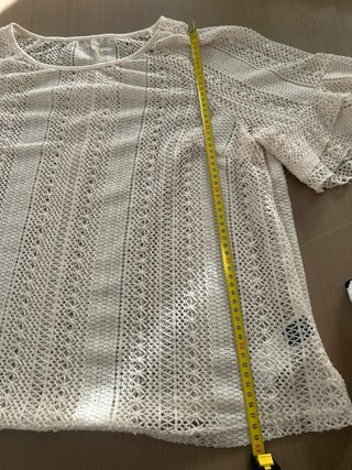 Blusa encaje calado transparente