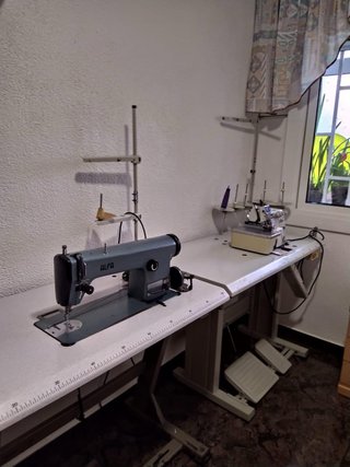 Máquina de coser Alfa industrial plana