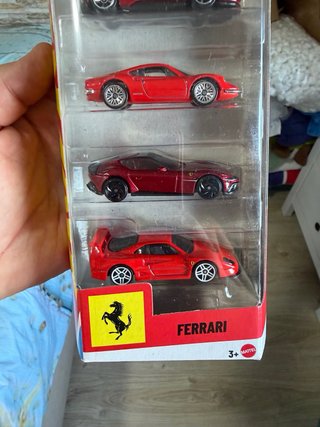 Hot Wheels Ferrari 5 Coches
