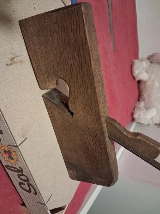 Cepillo carpintero antiguo madera