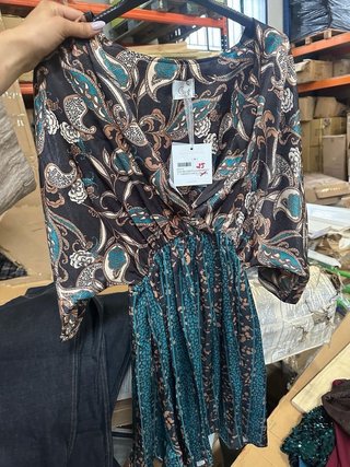 LOTE ROPA NUEVA ITALIANA DE CALIDAD