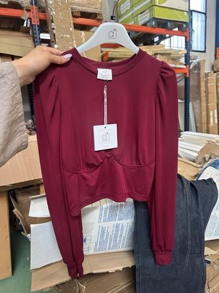 LOTE ROPA NUEVA ITALIANA DE CALIDAD