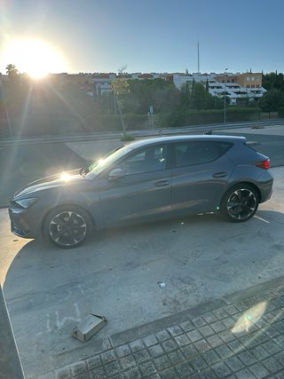 CUPRA Leon 2025