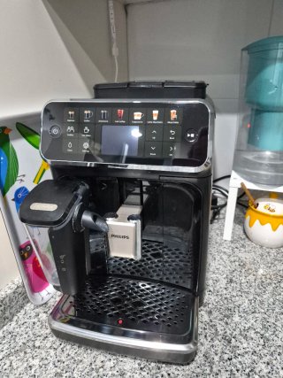 Cafetera Philips Serie 4000 Automática
