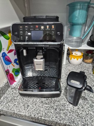 Cafetera Philips Serie 4000 Automática