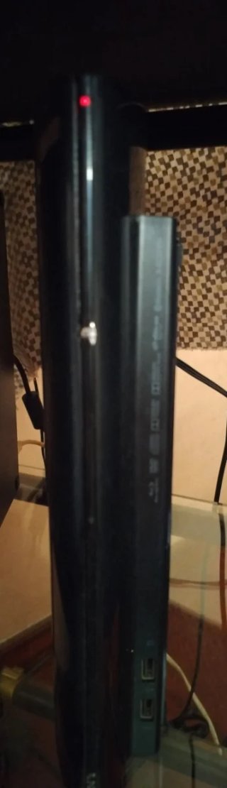 PlayStation 3 SuperSlim Negra CECH-4204C X