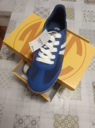 Sneakers sportive blu e bianche Taglia 39