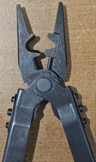 Multiutensile Gerber MP-600 DET EOD
