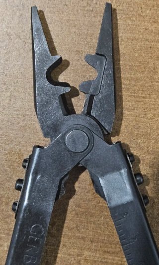 Multiutensile Gerber MP-600 DET EOD